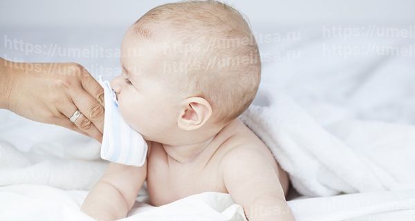 Почему у детей текут слюни?