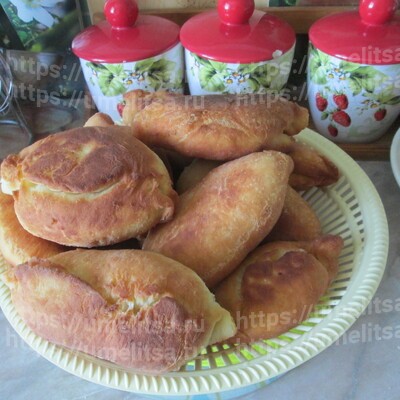 Пирожки на сковороде