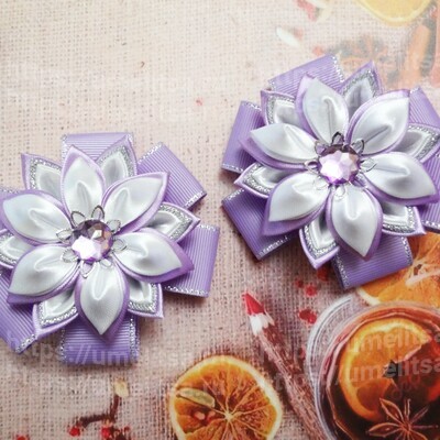 Красивые и нежные цветочки канзаши - заколки для волос