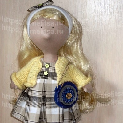 Сумочка из фетра для куклы. Пошаговый мастер-класс с фото.