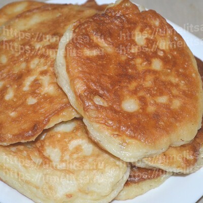 Как приготовить пышные оладьи из постного теста на дрожжах