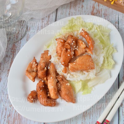 Куриное филе в соевом соусе с арахисом