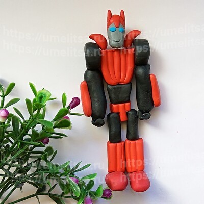 Робот-трансформер Титан из пластилина