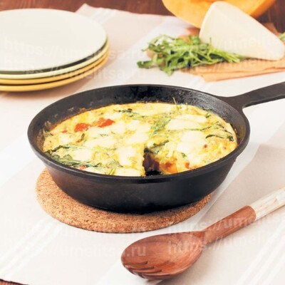 Фриттата с тыквой, перцем и козьим сыром