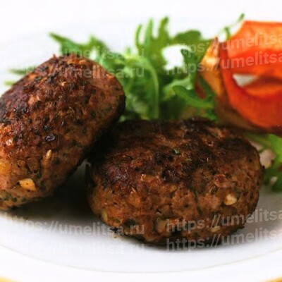 Гамбургеры из баранины с мятой