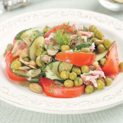 Салат из маринованных кабачков