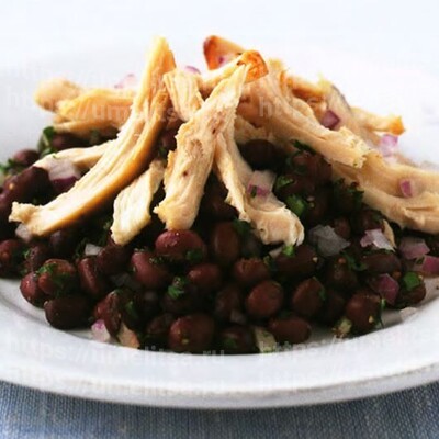 Курица с бобами адзуки и зеленью