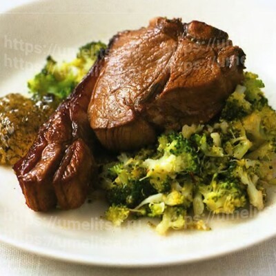 Маринованные бараньи котлеты с пюре из брокколи с лимоном и жгучим перцем