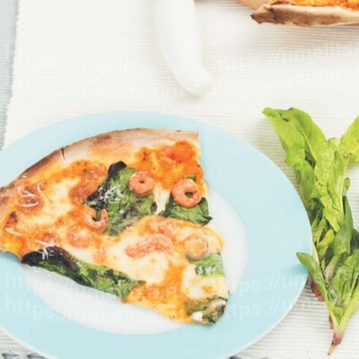 Пицца с креветками и шпинатом