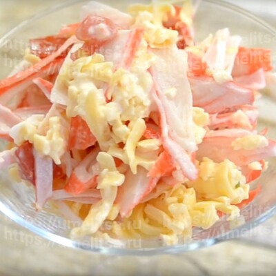 Салат с крабовыми палочками