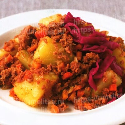 Селянка из говяжьей тушенки с хреном