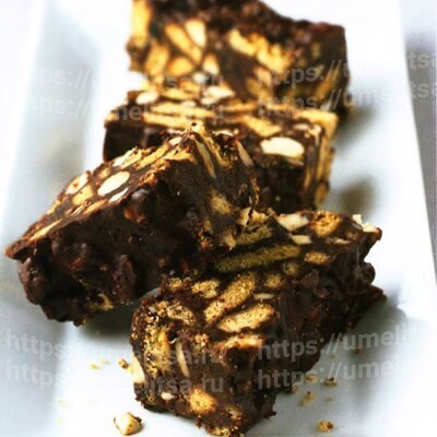 Шоколадное пирожное