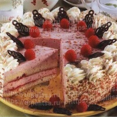 Творожно-малиновый торт