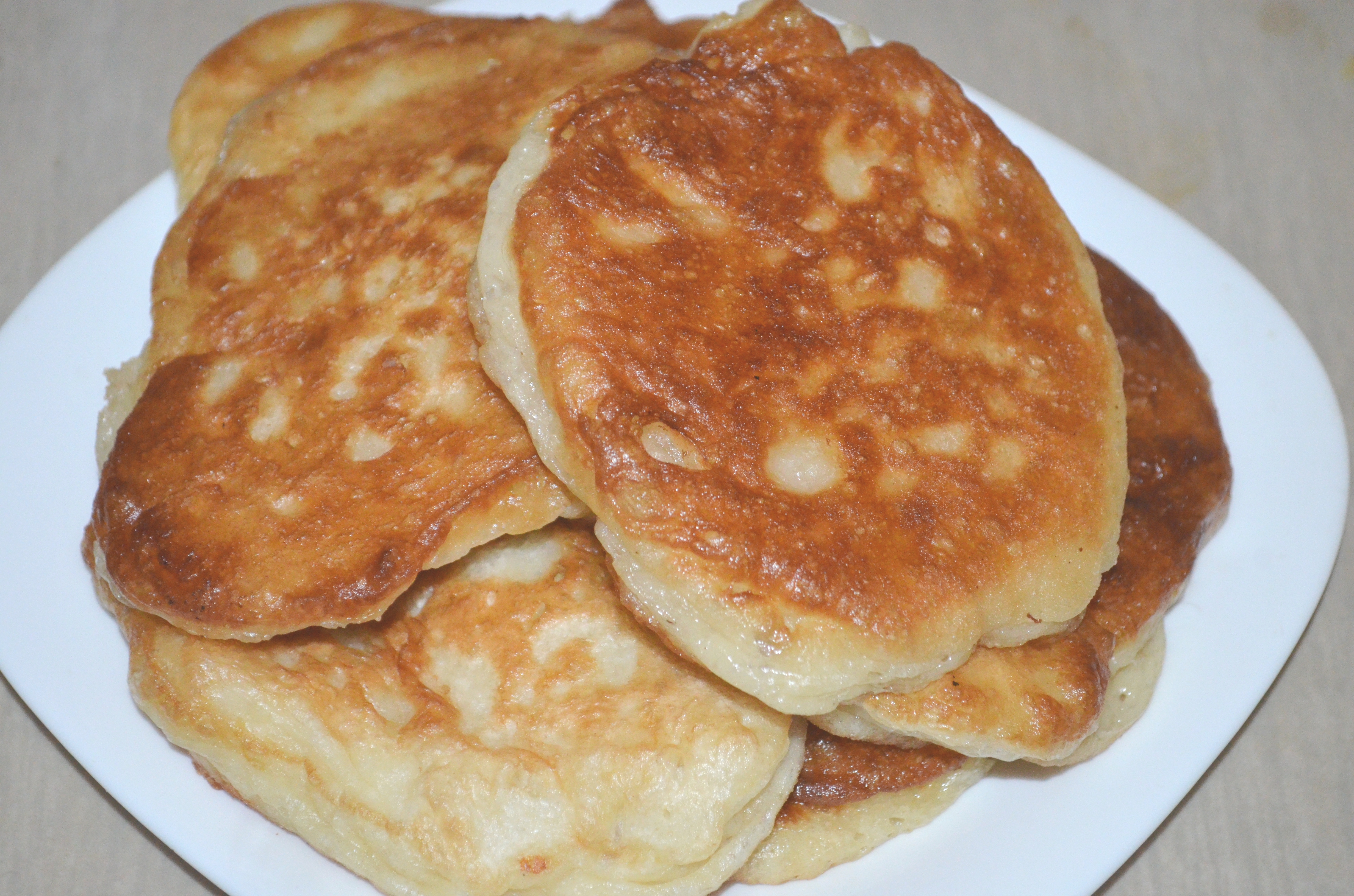 Как приготовить пышные оладьи из постного теста на дрожжах