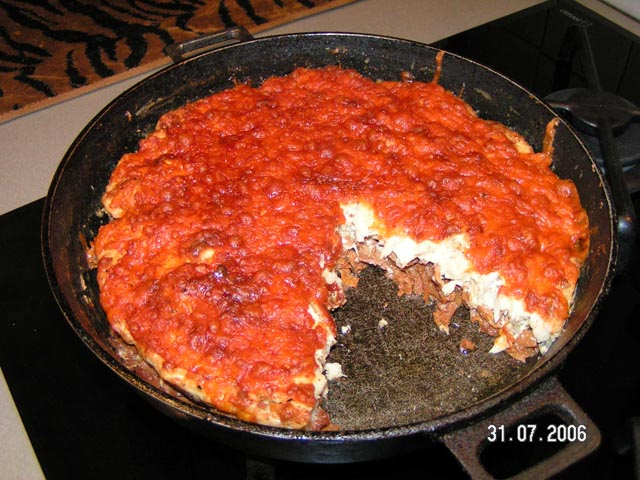 Лисички, запечёные с куриной грудкой под сыром