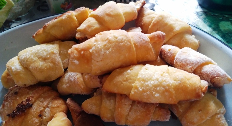 Пальчики-рогалики из бездрожжевого теста