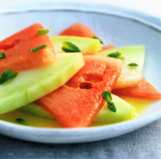 Арбуз и дыня с водкой, апельсином и мятой