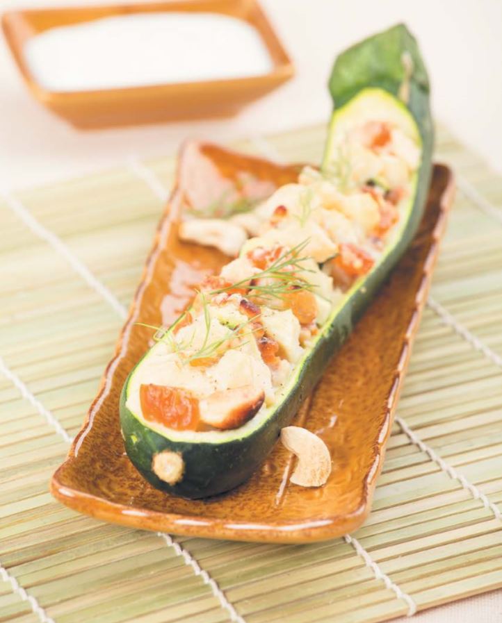 Цукини с сухофруктами и орехами