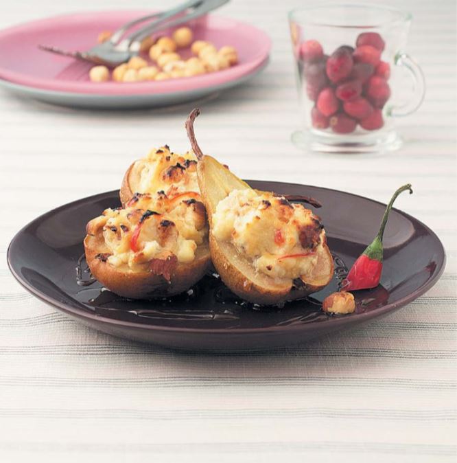 Груши, запеченные с острым перцем и рикоттой