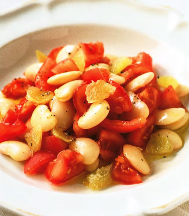 Лимская фасоль с помидорами и лаймом