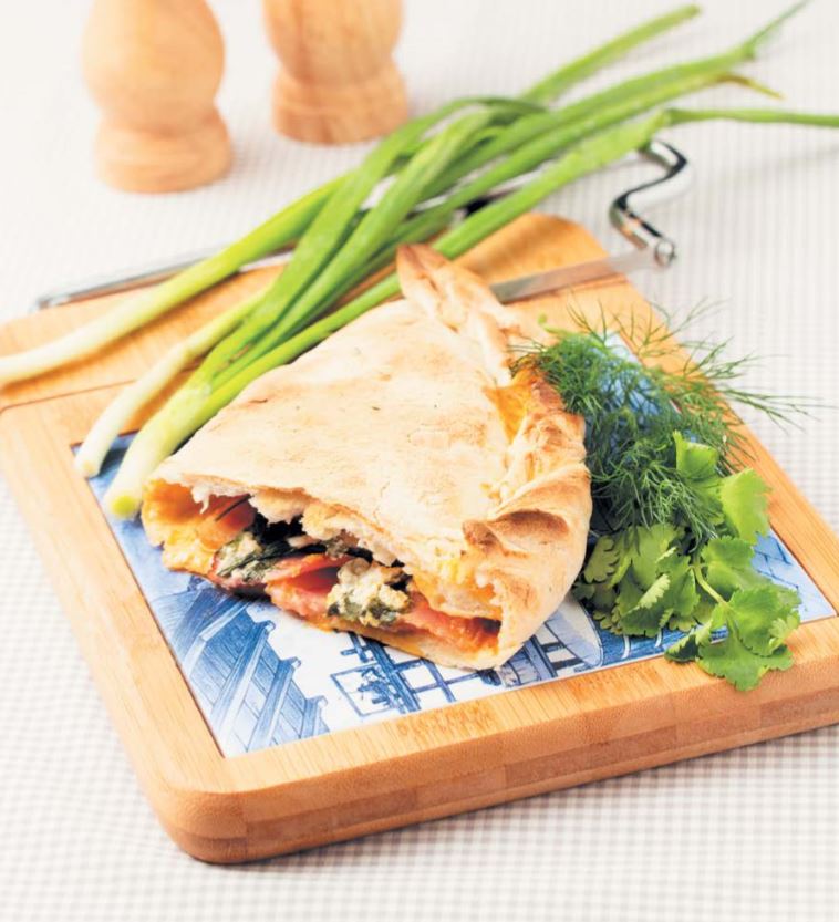 Пицца кальцоне «Домашняя»