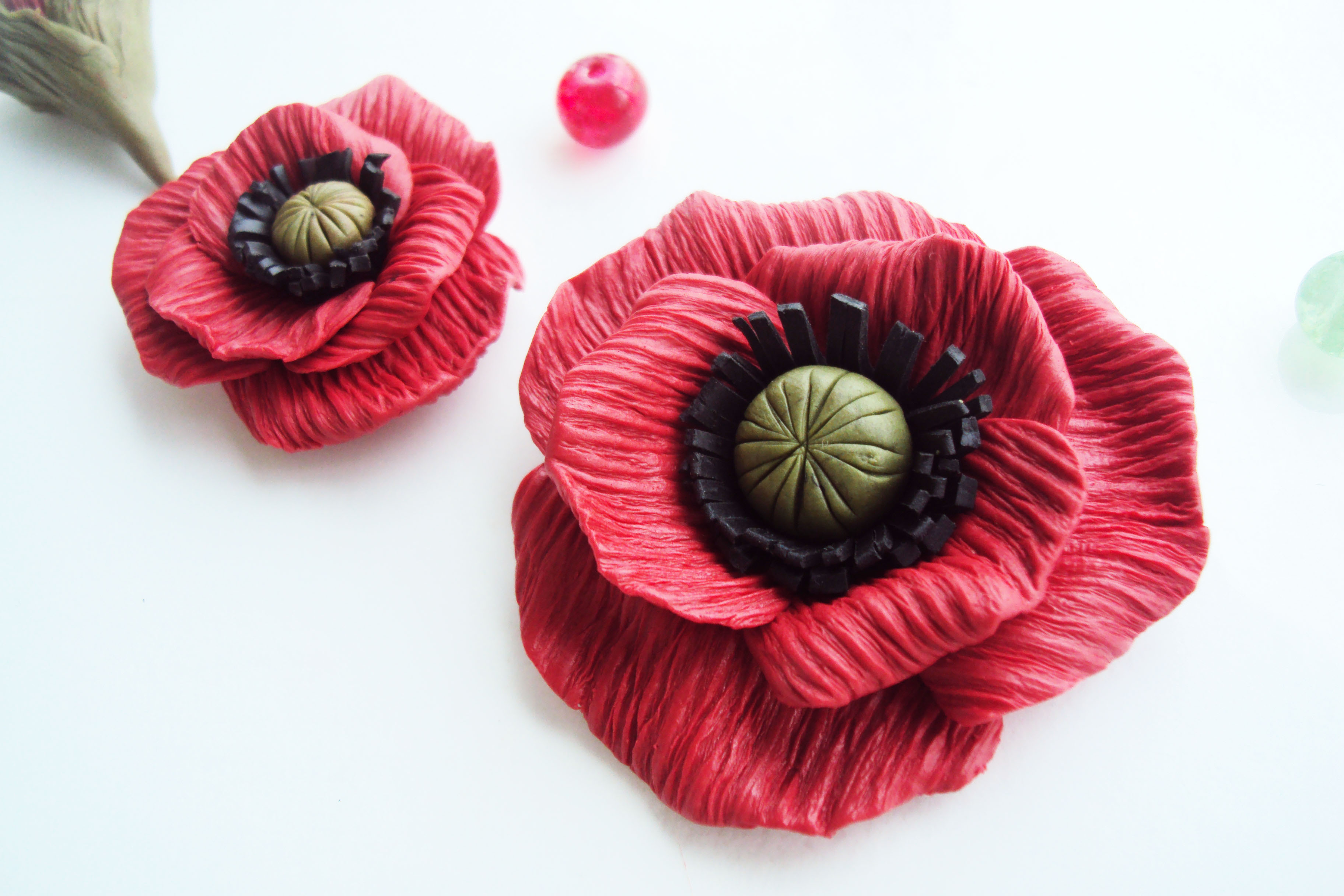 Как слепить цветок мака и бутоны из полимерной глины