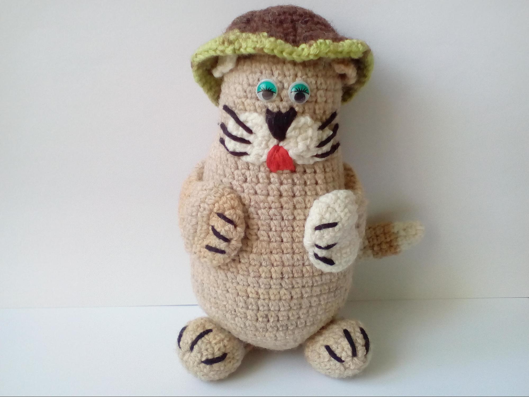 Как связать игрушку в виде котика