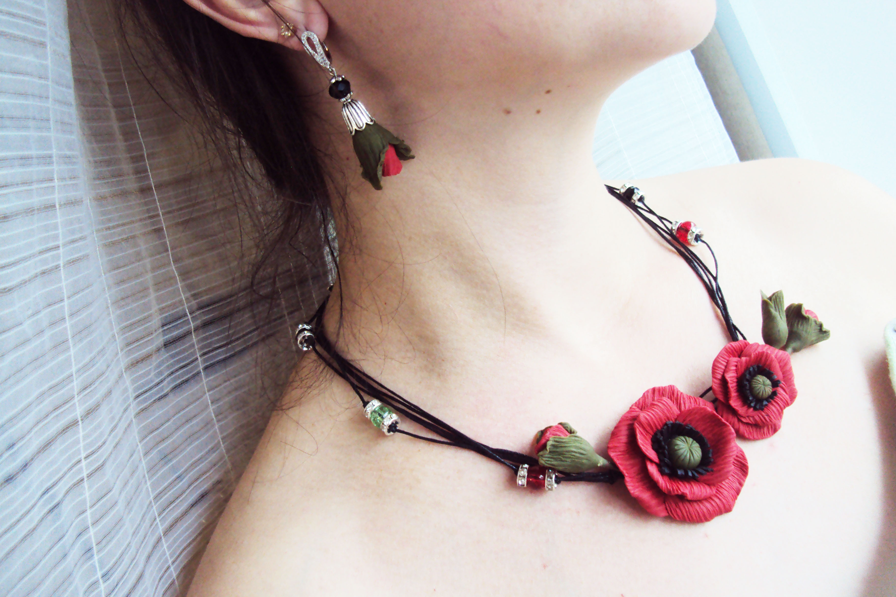 Колье Маковое поле из полимерной глины