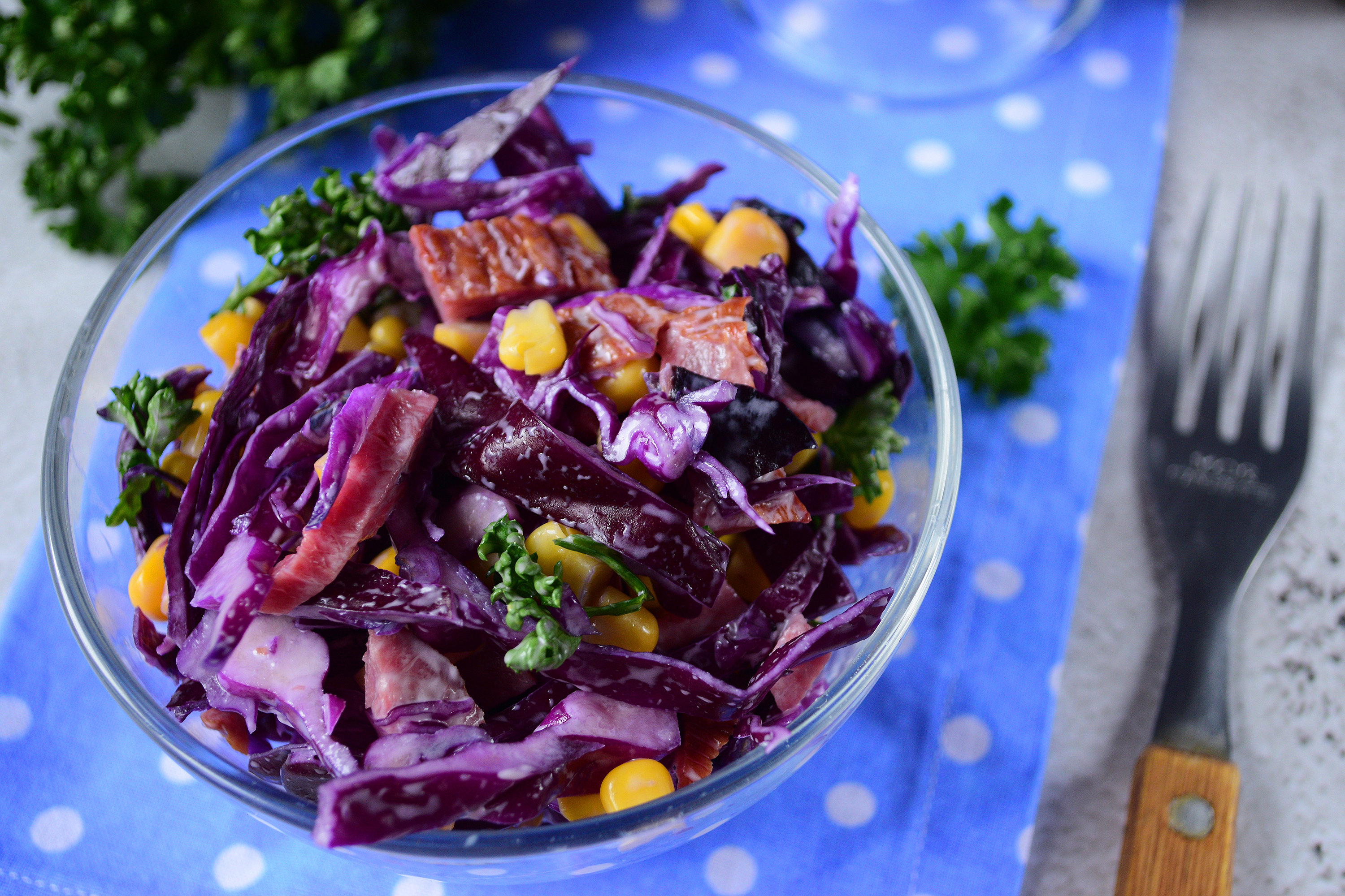 Салат из краснокочанной капусты