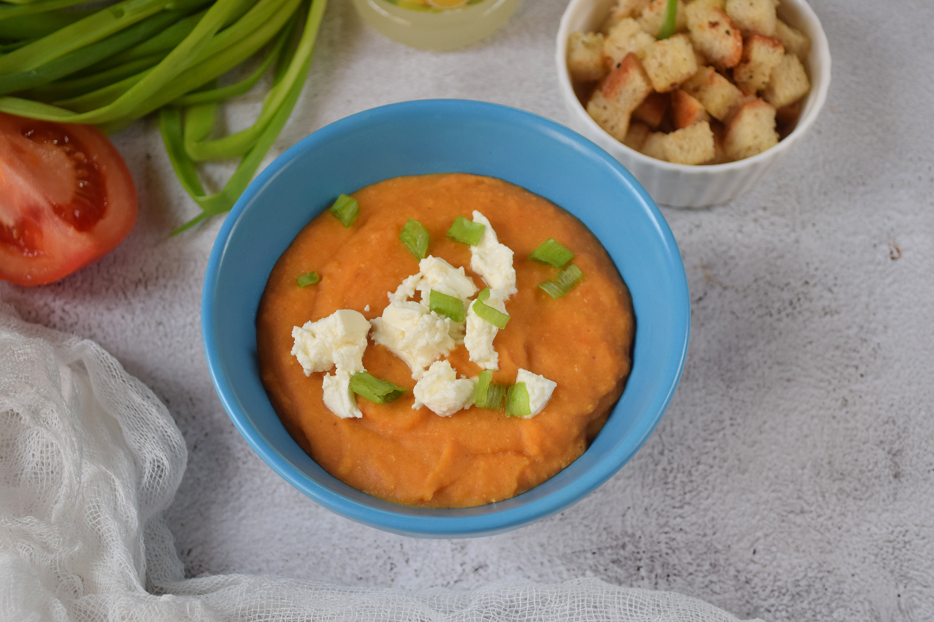 Суп-пюре из чечевицы с картошкой